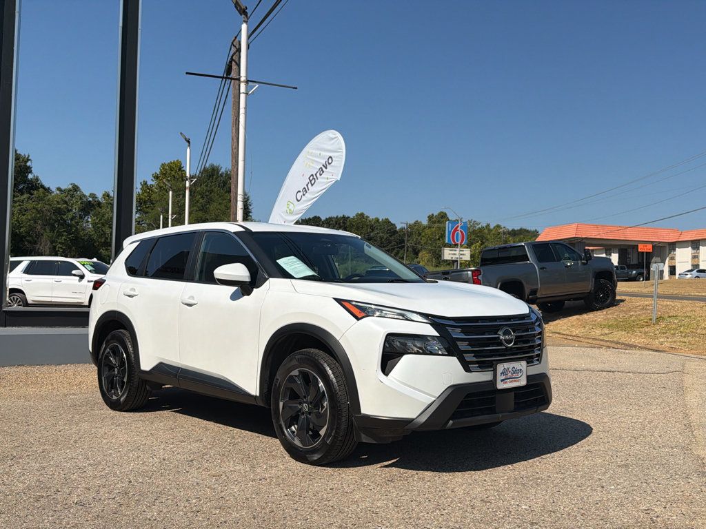 Used 2024 Nissan Rogue SV AWD/4WD image 14