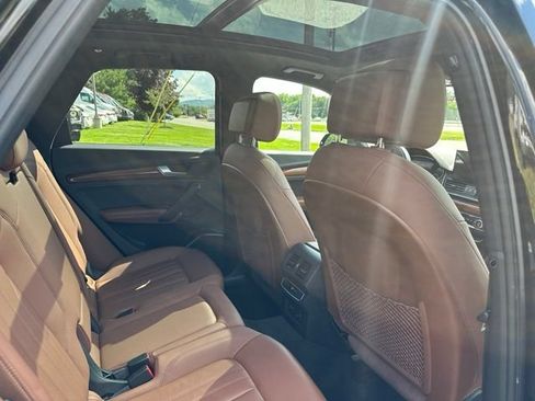 Used 2022 Audi Q5 2.0T Premium Plus w/ Premium Plus Package AWD/4WD image 22