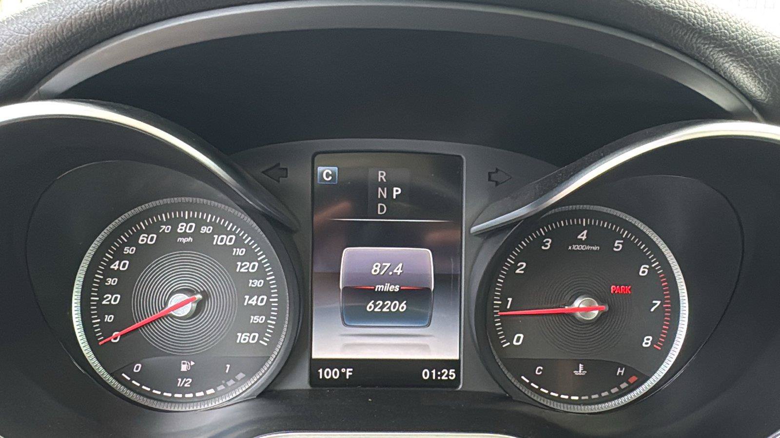 Used 2019 Mercedes-Benz GLC 300 4MATIC Coupe image 10