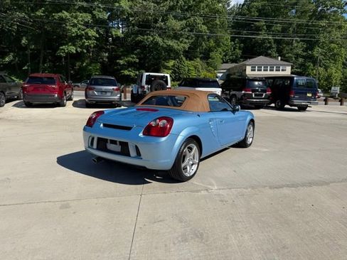 Used 2003 Toyota MR2 RWD image 5