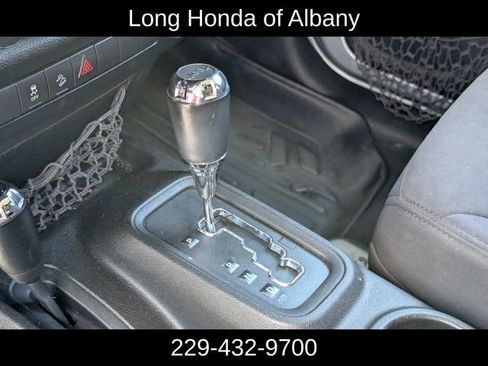 Used 2013 Jeep Wrangler Unlimited Sport AWD/4WD image 19