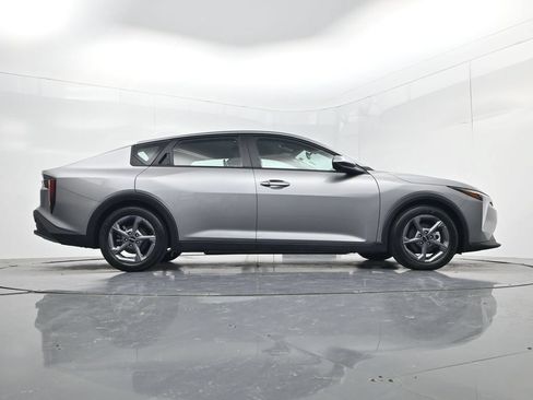 Used 2025 Kia K4 FWD image 46