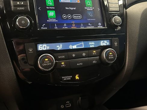 Used 2021 Nissan Rogue Sport SL w/ Premium Package AWD/4WD image 15