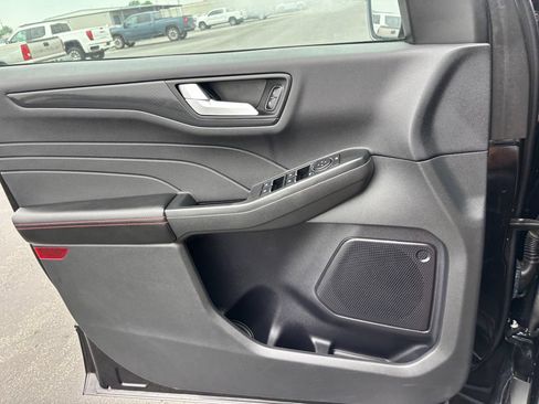 Used 2024 Ford Escape ST-Line w/ Tech Pack #1 FWD image 26