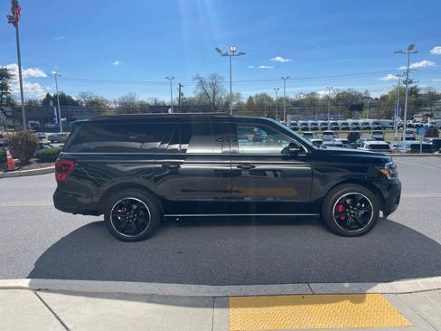 Used 2023 Ford Expedition Max Limited image 6