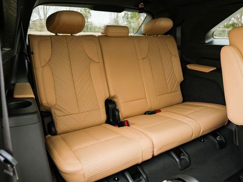 Used 2025 Cadillac Escalade IQ Sport 2 image 31