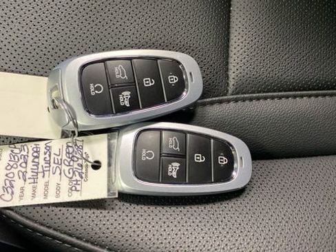 Certified 2023 Hyundai Tucson SEL w/ Convenience Package AWD/4WD image 20