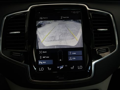 Used 2017 Volvo XC90 T6 Momentum w/ Vision Package AWD/4WD image 19
