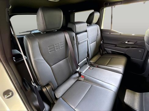 Used 2024 Lexus GX 550 AWD/4WD image 17