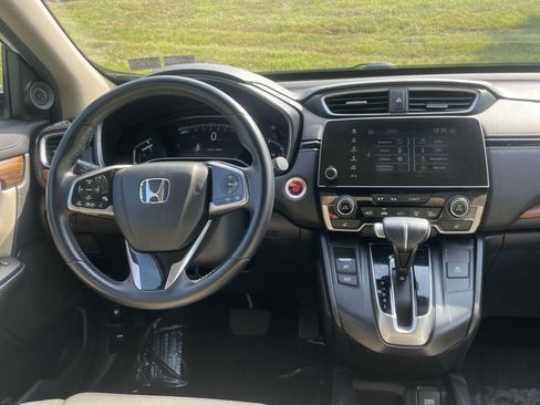 Used 2018 Honda CR-V Touring image 13