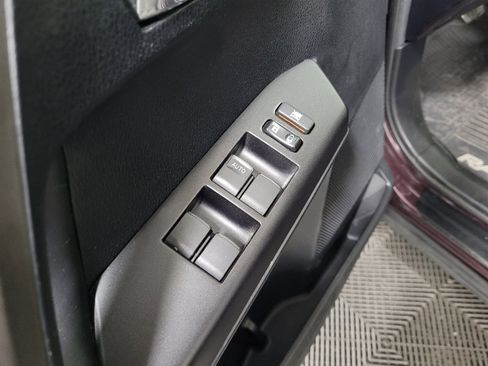 Used 2018 Toyota RAV4 XLE w/ Plus Extra Value Package AWD/4WD image 27