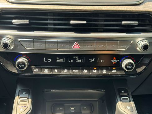 Used 2020 Kia Telluride EX w/ EX Premium Package FWD image 26