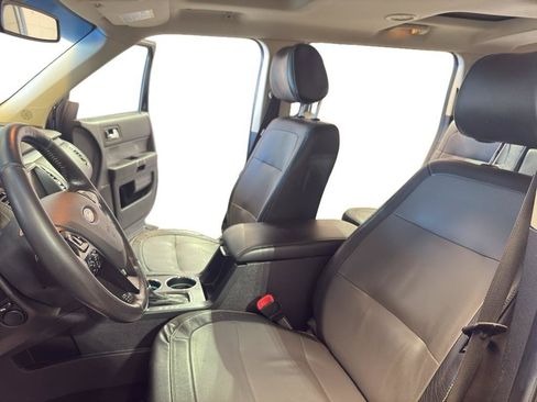 Used 2014 Ford Flex Limited w/ Equipment Group 301A FWD image 16