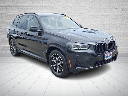 Used 2024 BMW X3 xDrive30i w/ M Sport Package AWD/4WD image 3