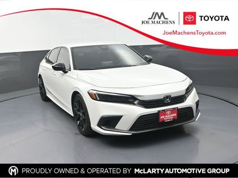 Used 2022 Honda Civic Sport image 1