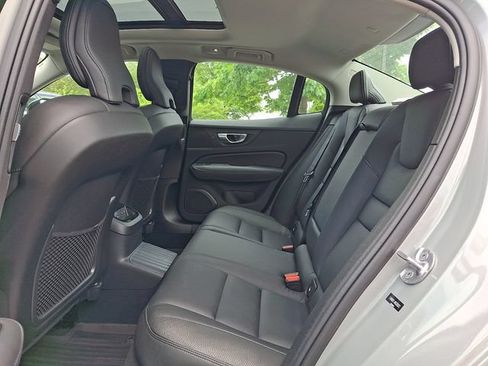 Used 2024 Volvo S60 T8 Plus w/ Climate Package AWD/4WD image 10