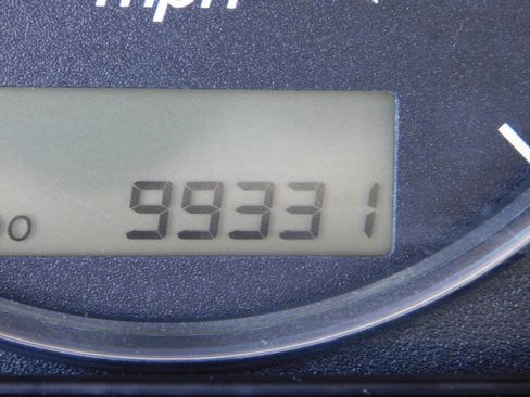 Used 2006 MAZDA MPV LX w/ LX Plus Pkg image 11