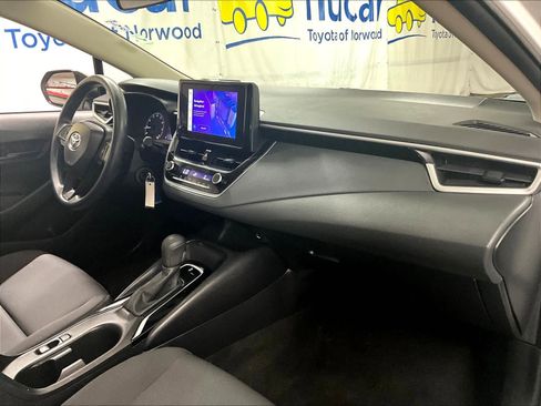 Used 2023 Toyota Corolla LE image 14