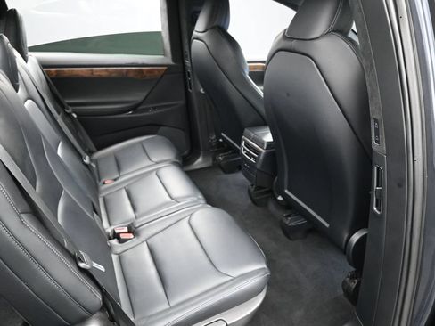 Used 2020 Tesla Model X Long Range AWD/4WD image 31