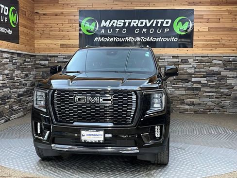 Used 2023 GMC Yukon Denali Ultimate AWD/4WD image 8