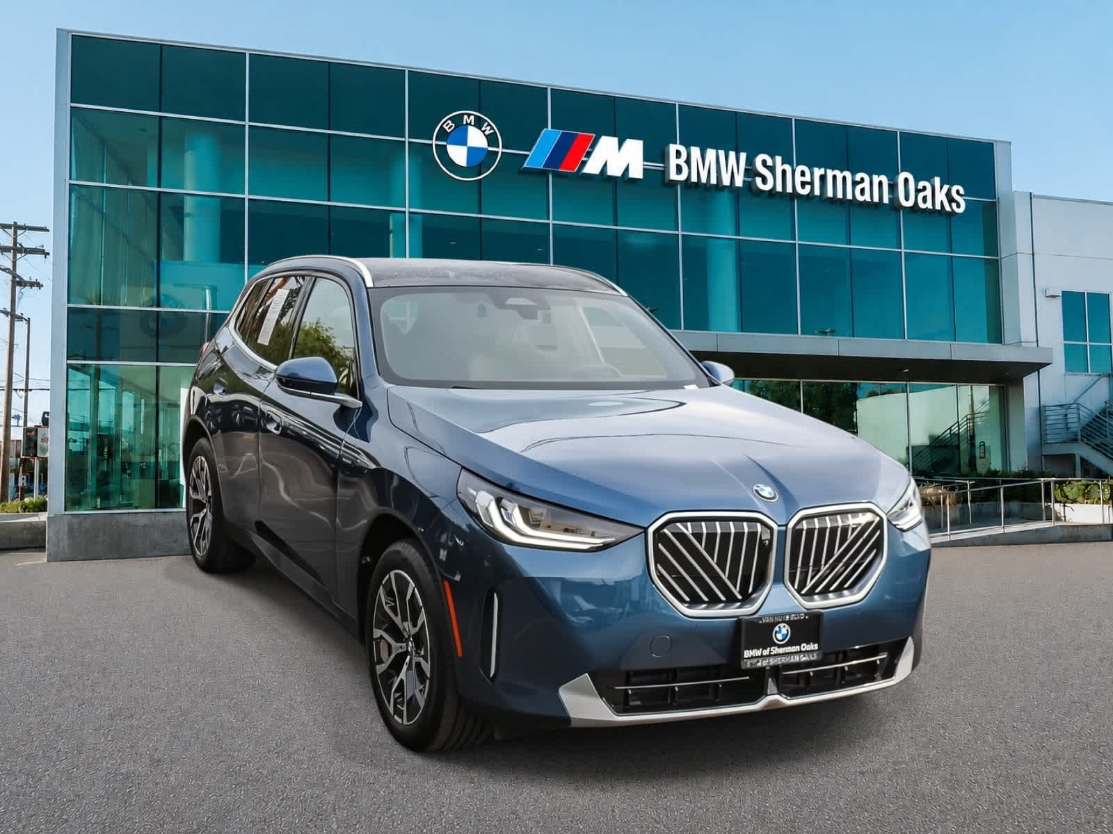 Used 2026 BMW X3 xDrive30i w/ Premium Package AWD/4WD image 6