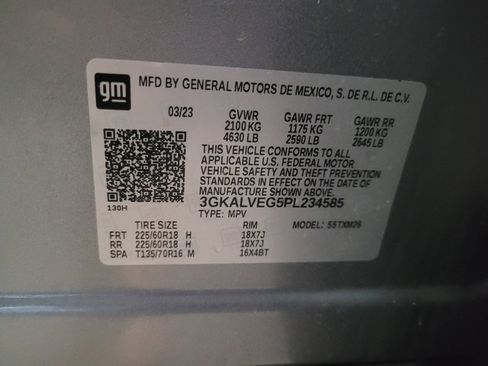 Used 2023 GMC Terrain SLT image 33