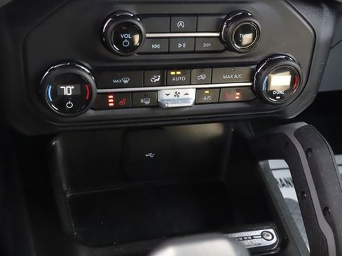 Used 2023 Ford Bronco Big Bend image 30