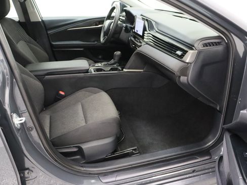 Used 2025 Toyota Camry LE FWD image 36