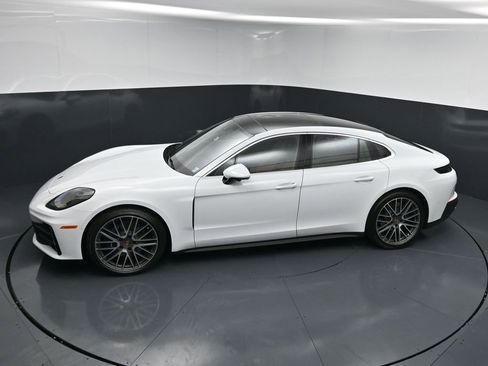 New 2026 Porsche Panamera 4 image 13