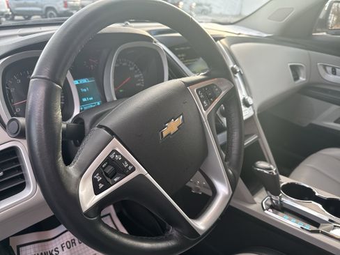 Used 2017 Chevrolet Equinox Premier w/ Enhanced Convenience Package image 11