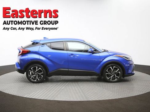 Used 2021 Toyota C-HR XLE image 44