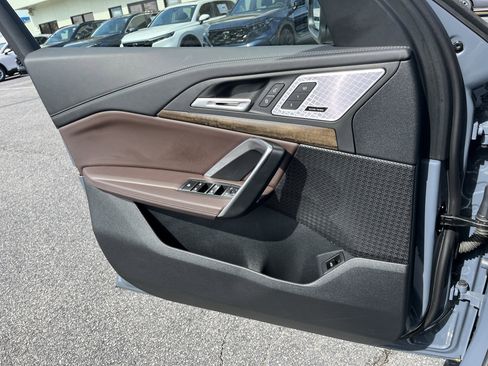 Used 2025 BMW X1 xDrive28i w/ Technology Package image 15