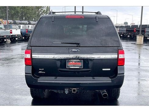 Used 2016 Ford Expedition XLT AWD/4WD image 4