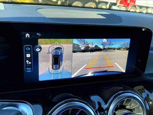 New 2026 Mercedes-Benz GLB 250 4MATIC image 8