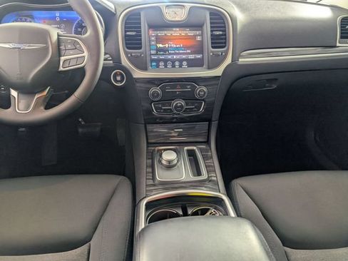 Used 2022 Chrysler 300 Touring w/ Sport Appearance Package RWD image 24