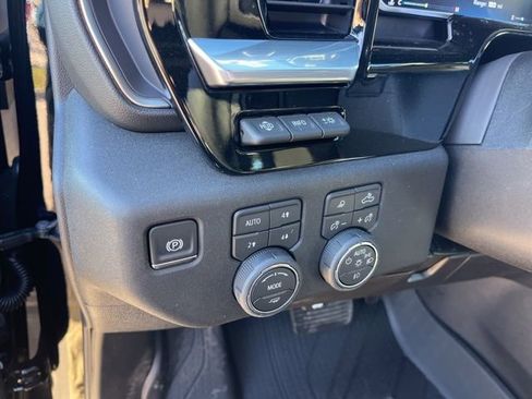 New 2026 Chevrolet Silverado 3500 LTZ w/ LTZ Plus Package image 21