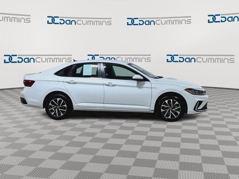 Used 2025 Volkswagen Jetta S FWD image 2