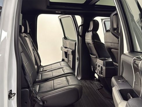 Used 2019 Ford F150 Raptor w/ Equipment Group 802A Luxury image 17