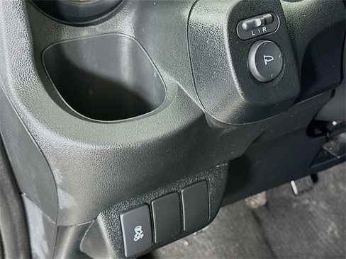 Used 2013 Honda Fit Sport image 17