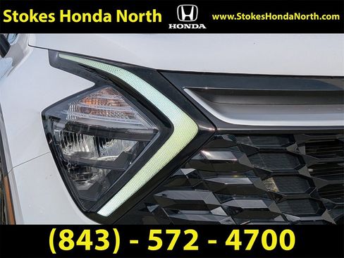 Used 2023 Kia Sportage EX image 11