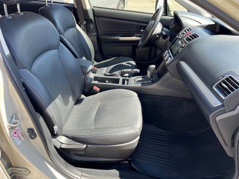 Used 2015 Subaru Crosstrek 2.0i Limited image 19