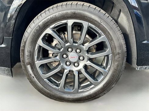 Used 2023 GMC Acadia Denali w/ Black Diamond Edition image 34