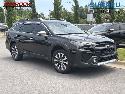 Certified 2025 Subaru Outback Touring AWD/4WD image 1