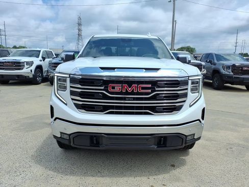 New 2026 GMC Sierra 1500 SLT w/ SLT Premium Plus Package AWD/4WD image 2