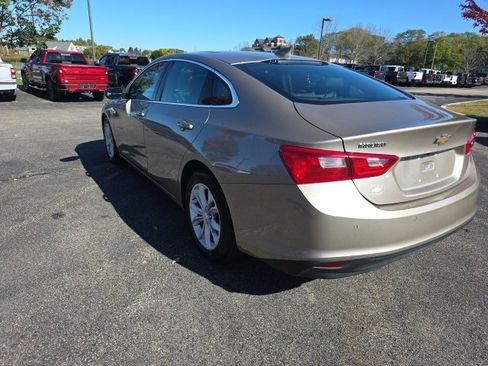 Used 2024 Chevrolet Malibu LT image 3
