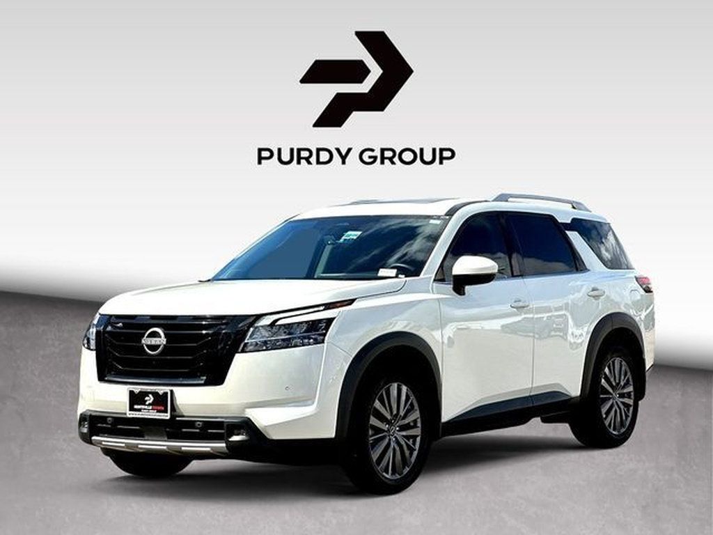 Used 2024 Nissan Pathfinder SL w/ SL Premium Package FWD image 4