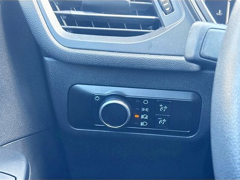 Used 2025 Ford Escape Active image 32