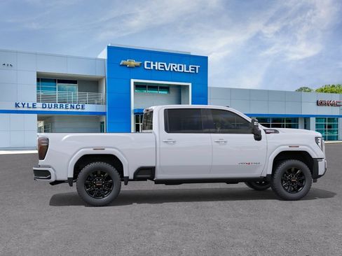 New 2026 GMC Sierra 2500 AT4 w/ AT4 Premium Plus Package AWD/4WD image 35