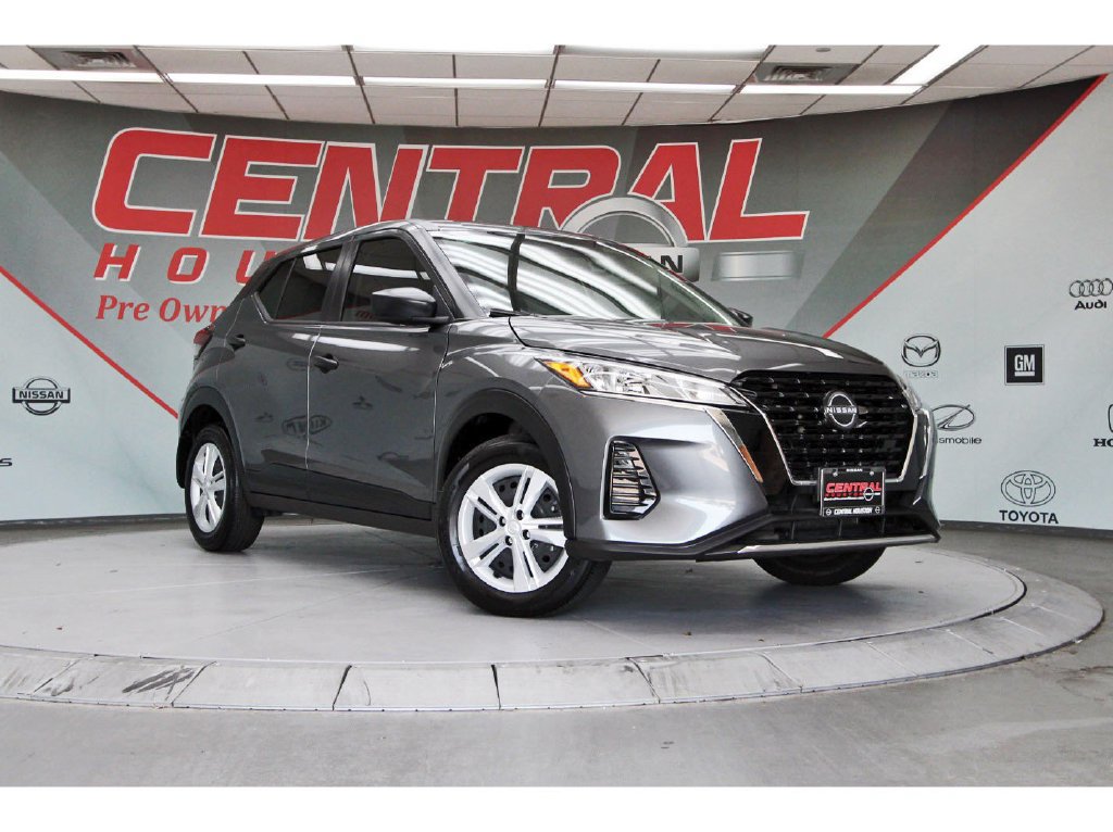 Certified 2025 Nissan Kicks Play S FWD image 1