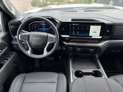 New 2026 Chevrolet Silverado 2500 LT w/ Trail Boss Package AWD/4WD image 8